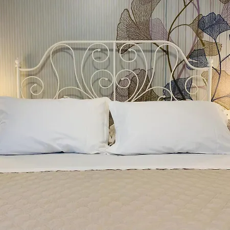 Borgo Incoronata Bed & Breakfast 4*